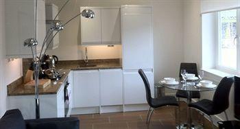 Max Serviced Apartments Commercial Road Londres Exterior foto